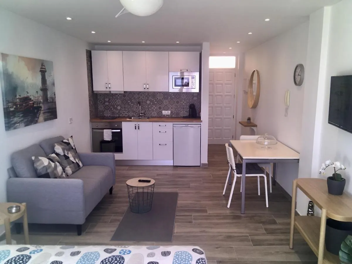 Look And Listen To The Ocean Like Never Before Puerto de Santiago  Apartment