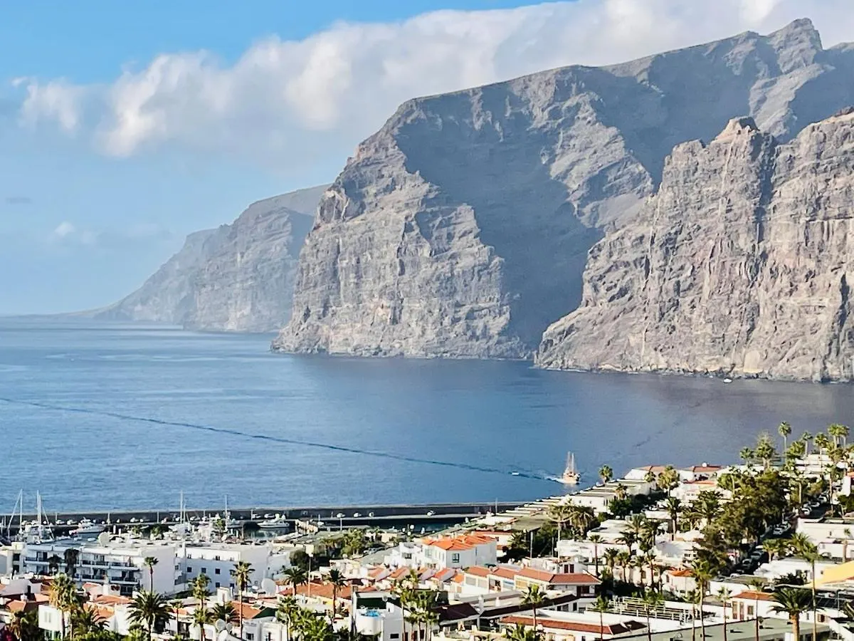 Look And Listen To The Ocean Like Never Before Puerto de Santiago